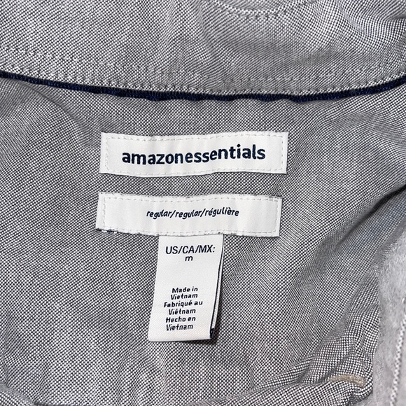 Amazon Essentials Short-Sleeved Casual Button Down Shirt - Grey - Picture 3 of 3